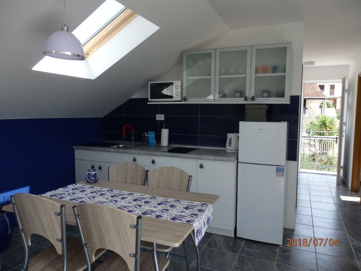 Apartman M&M Milna  Exterior foto